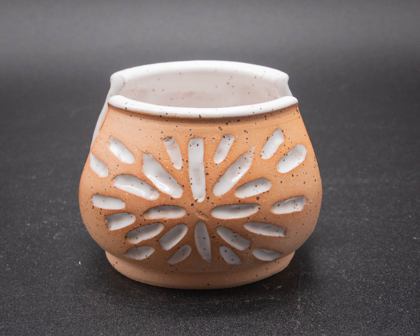 Carved Sponge Holder