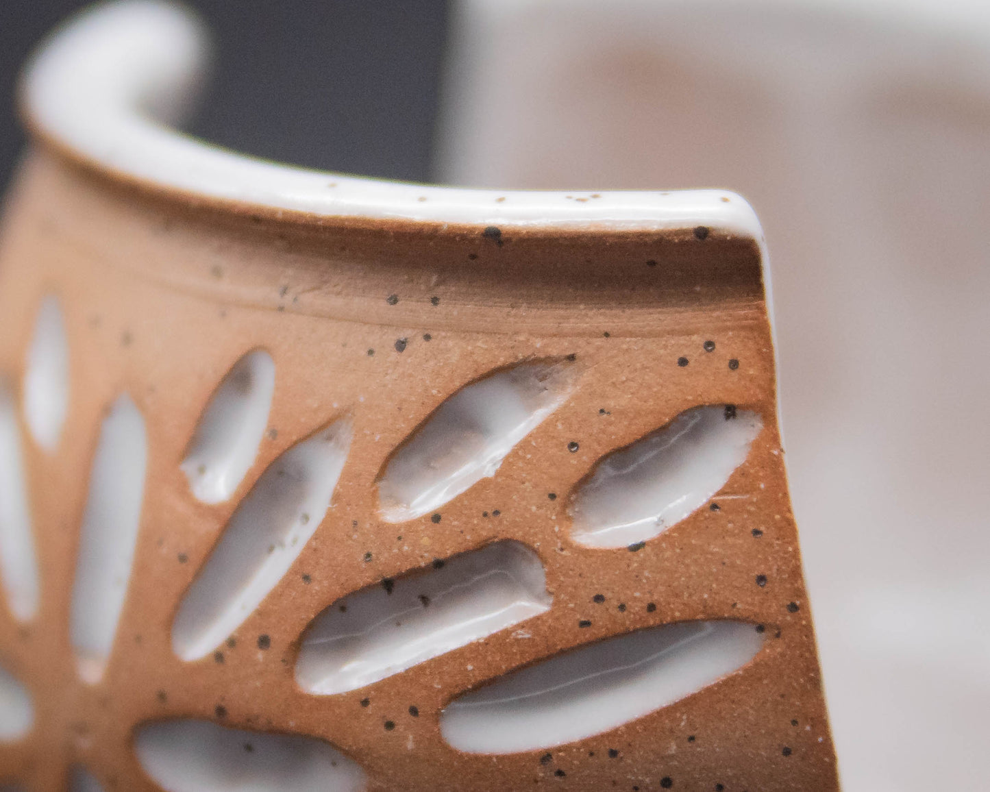Carved Sponge Holder